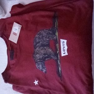 •Men's NWT Levi's Republic Tee